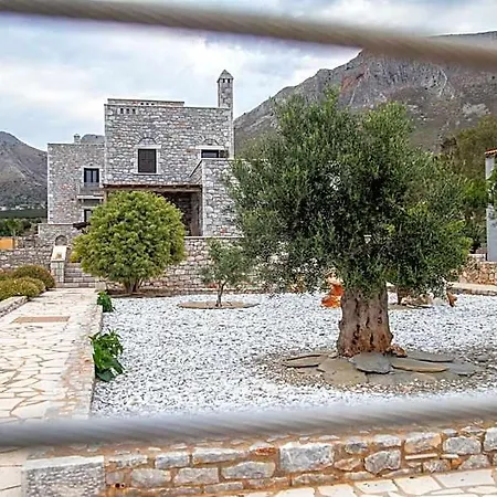 Armenopetra View Gerolimenas Hotel