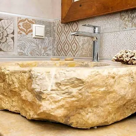 Hotel Armenopetra View Gerolimenas 3*